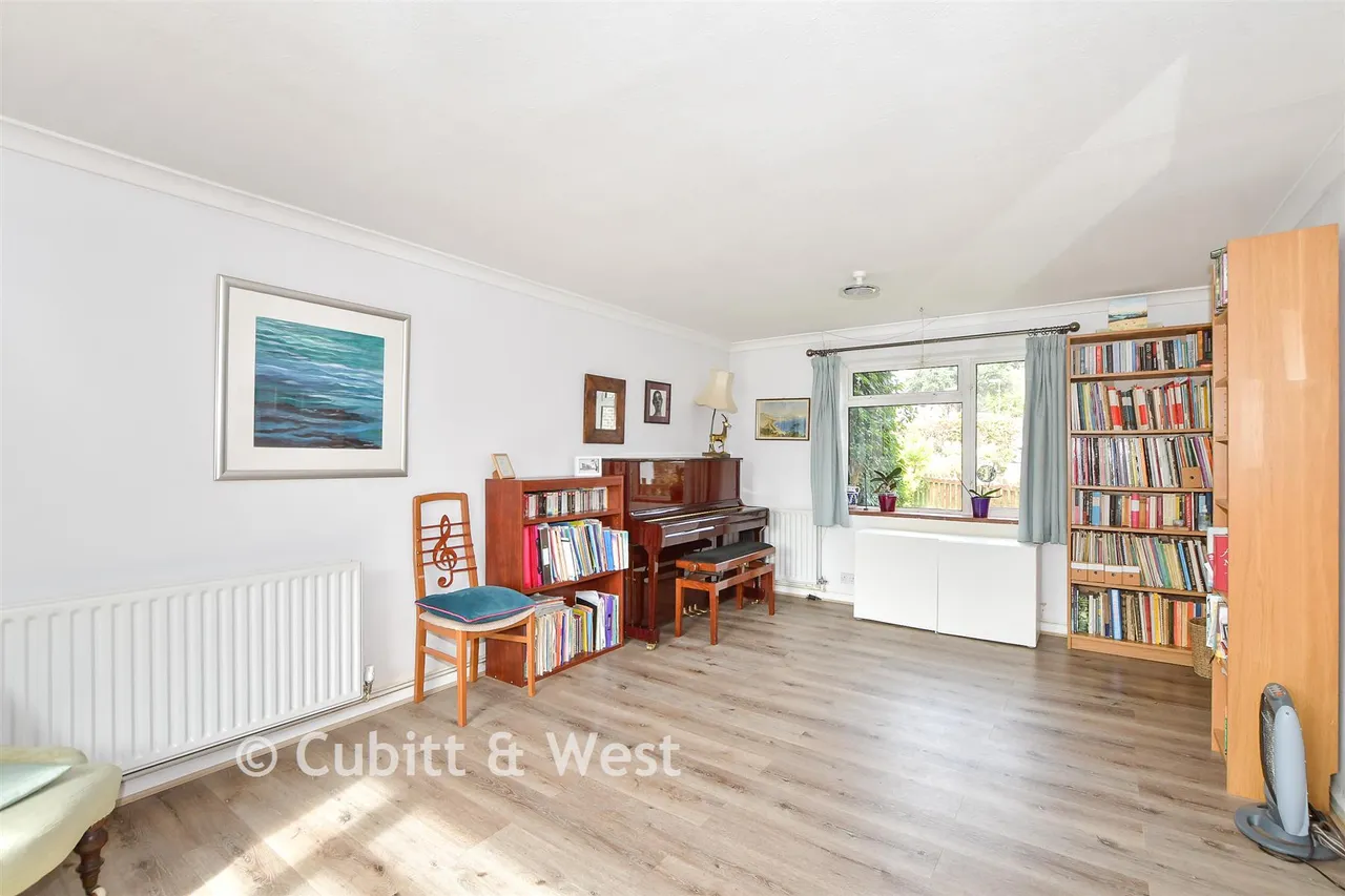 Newton Road, Lindfield, RH16, photo 3