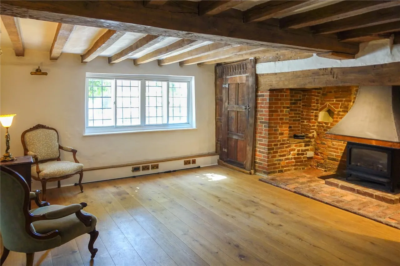 High Street, Burwash, TN19, photo 2