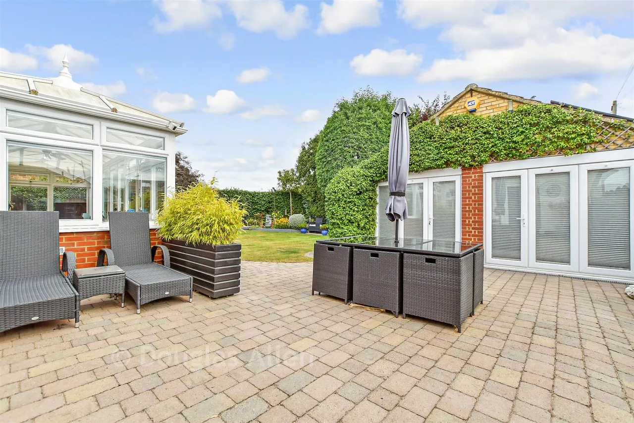 Alfred Gardens, Wickford, SS11, photo 23
