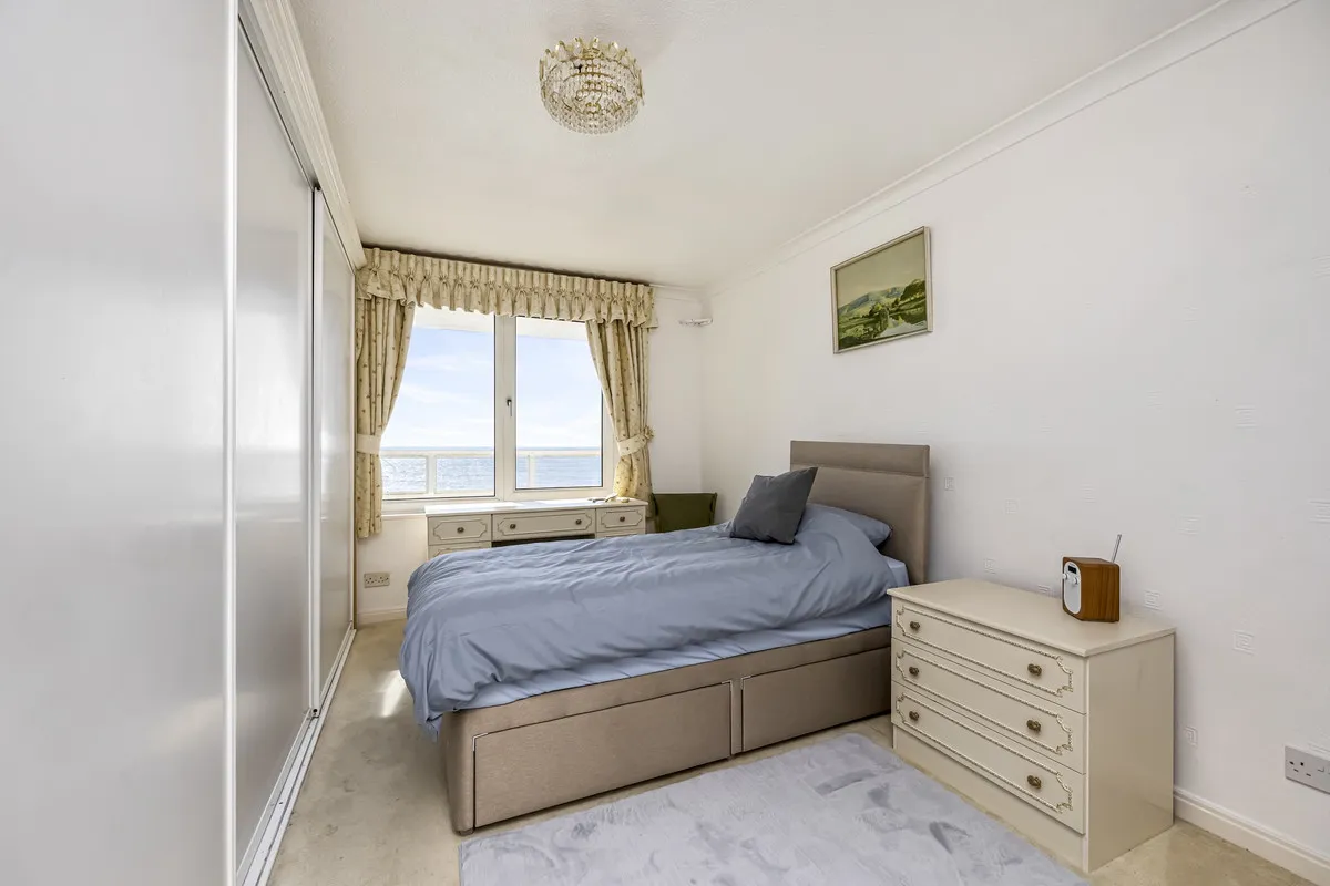 West Parade, Worthing, BN11, photo 9
