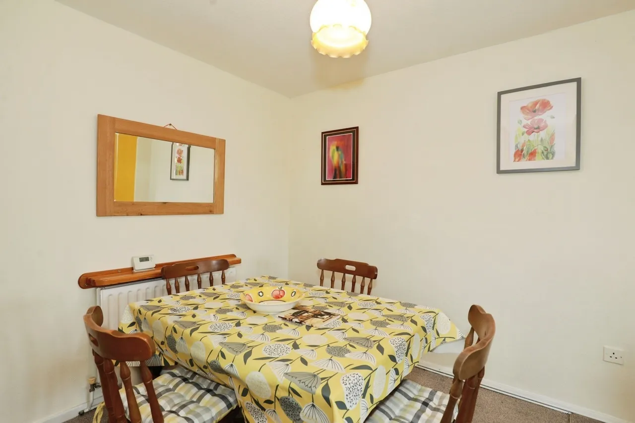 Woodnoth Drive, Shavington, Crewe, Cheshire, CW2, photo 8