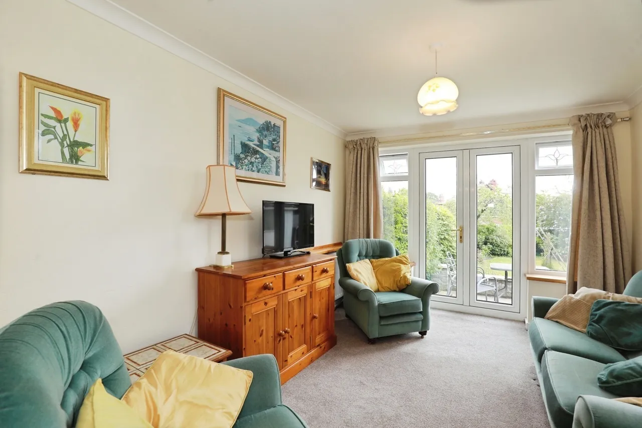 Woodnoth Drive, Shavington, Crewe, Cheshire, CW2, photo 10