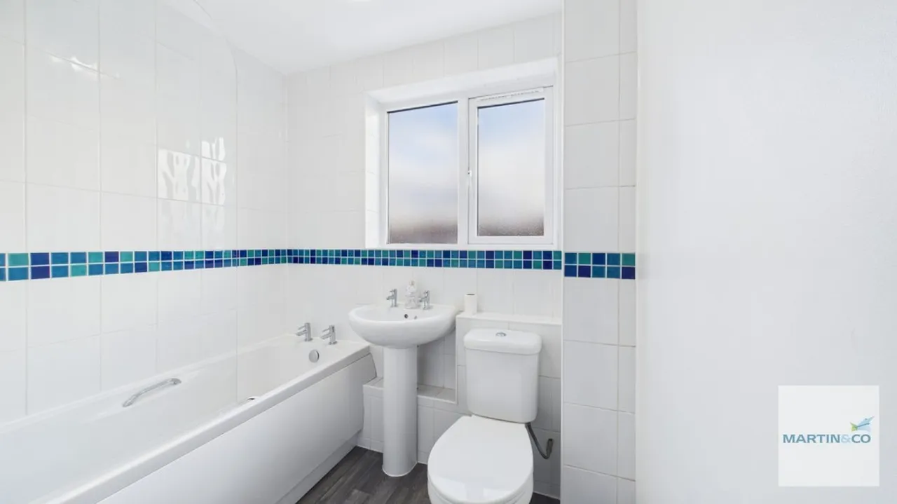 Norman Close, Tamworth, B79, photo 12