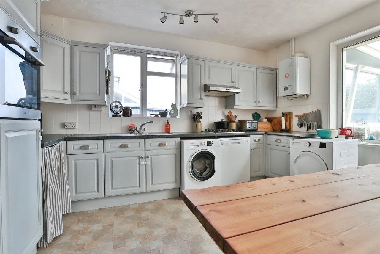 Saxonbury Road, Bournemouth, BH6, photo 15