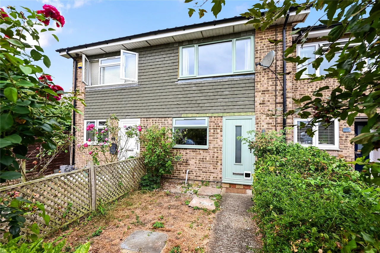 Peket Close, Staines, TW18, photo 10