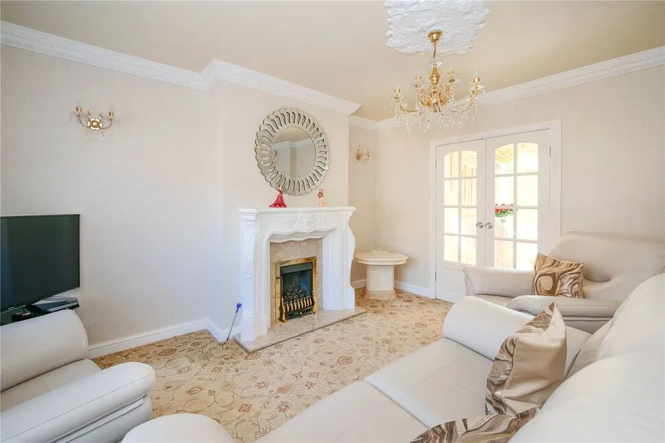 St. James Road, Baildon, West Yorkshire, BD17, photo 10