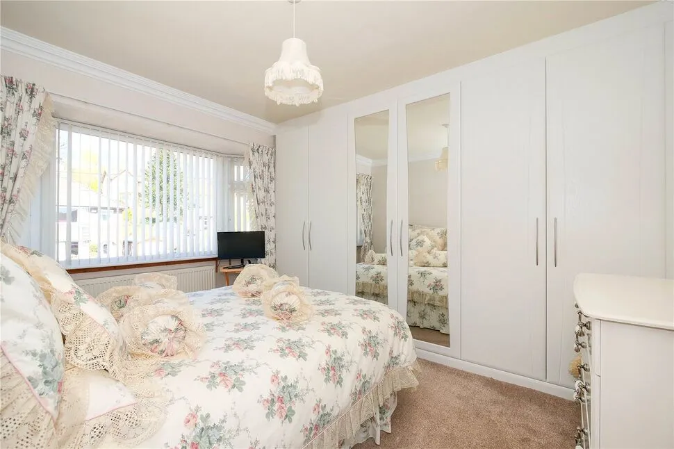 St. James Road, Baildon, West Yorkshire, BD17, photo 8