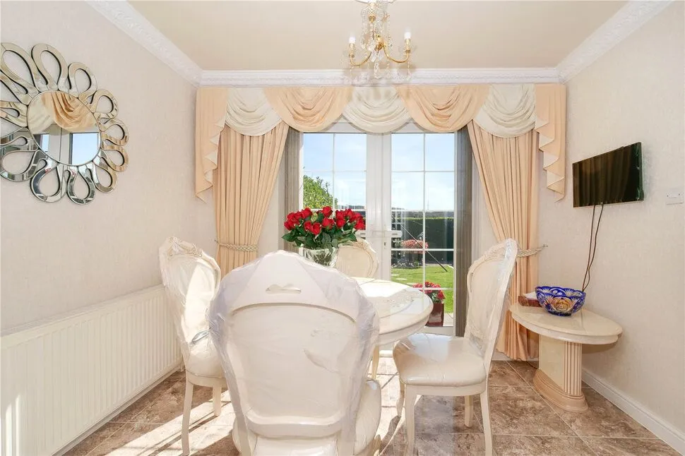 St. James Road, Baildon, West Yorkshire, BD17, photo 11