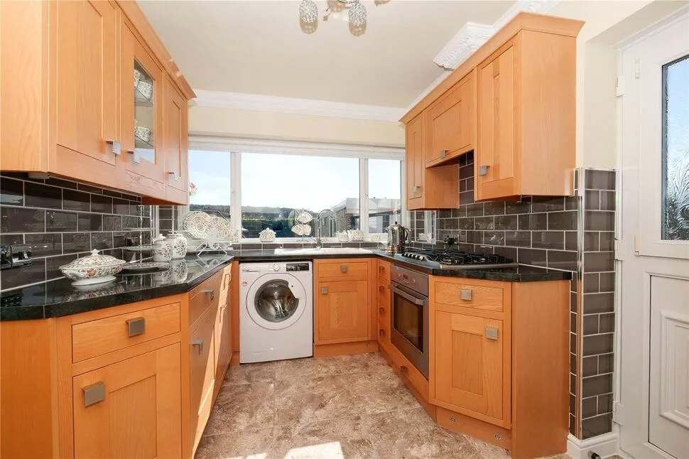 St. James Road, Baildon, West Yorkshire, BD17, photo 5