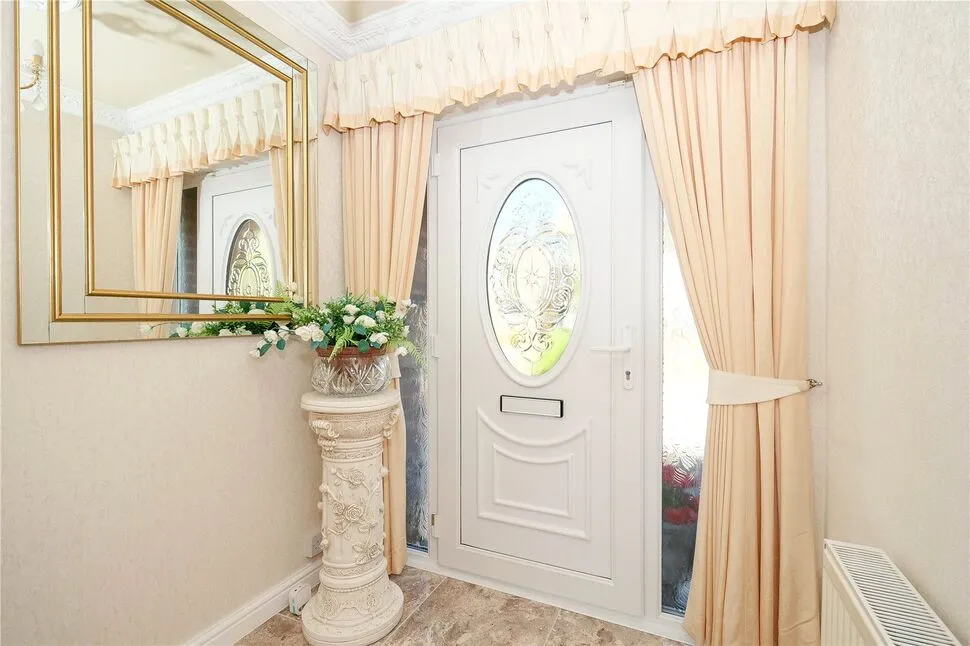 St. James Road, Baildon, West Yorkshire, BD17, photo 6