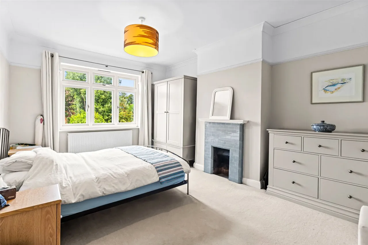 Cambridge Crescent, Teddington, TW11 8DX, photo 7