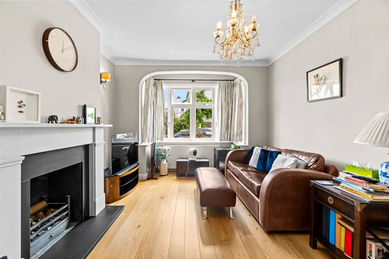 Cambridge Crescent, Teddington, TW11 8DX, photo 10