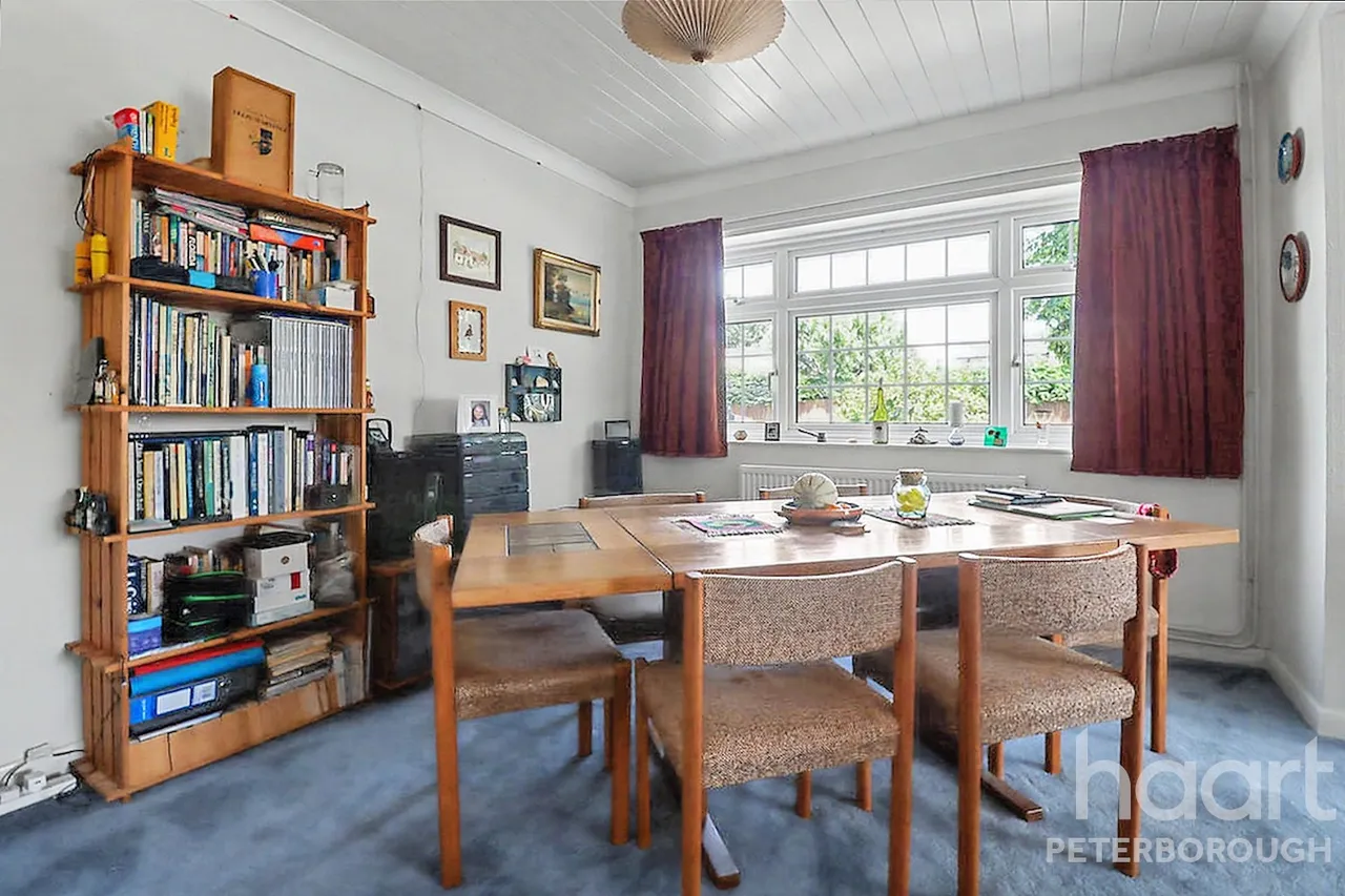 High Street, Maxey, PE6, photo 6