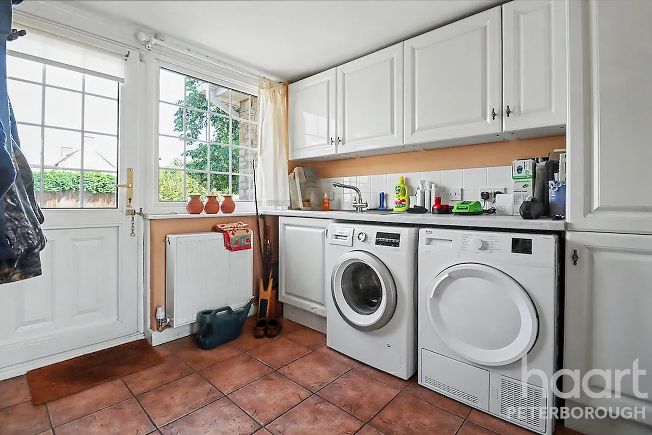 High Street, Maxey, PE6, photo 14