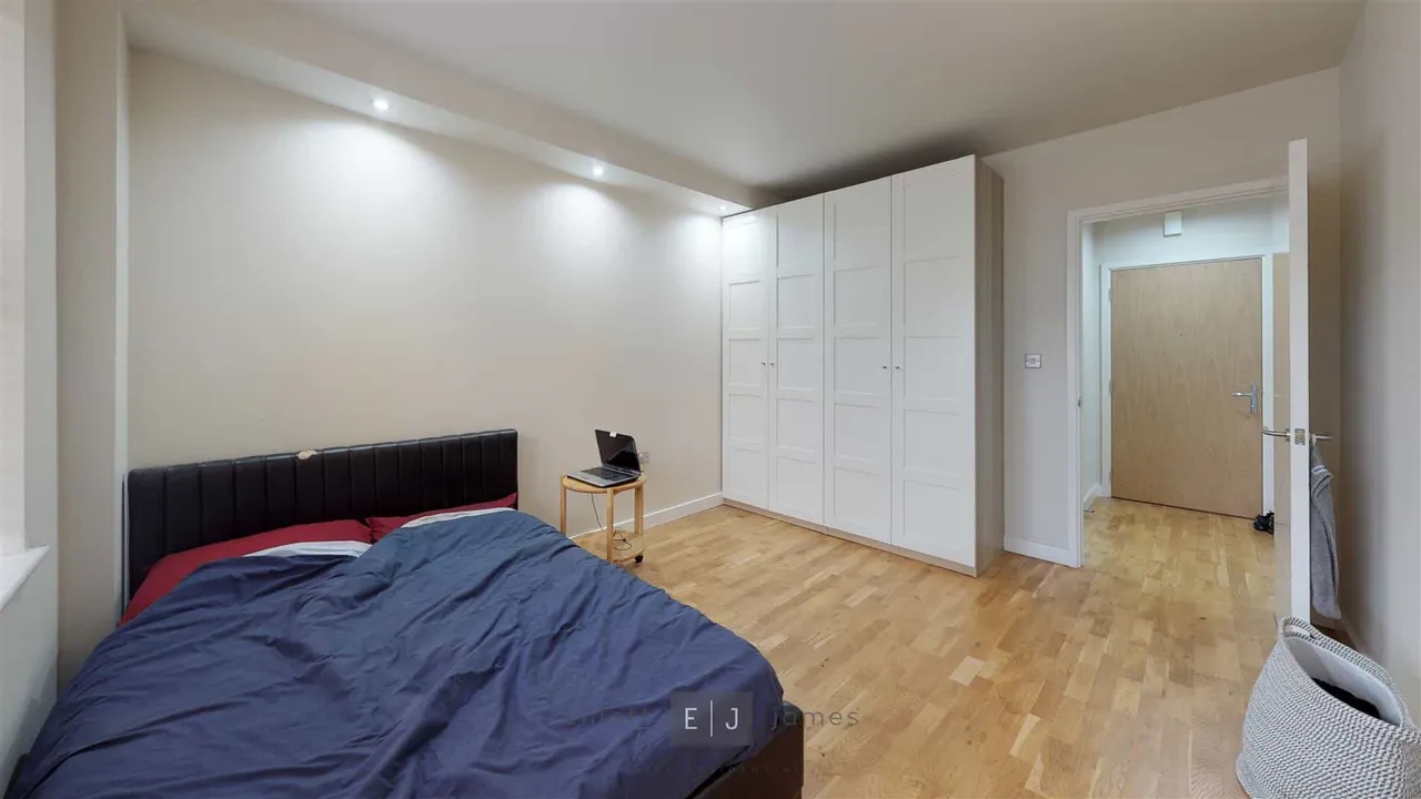 Charteris Road, Woodford Green, photo 8