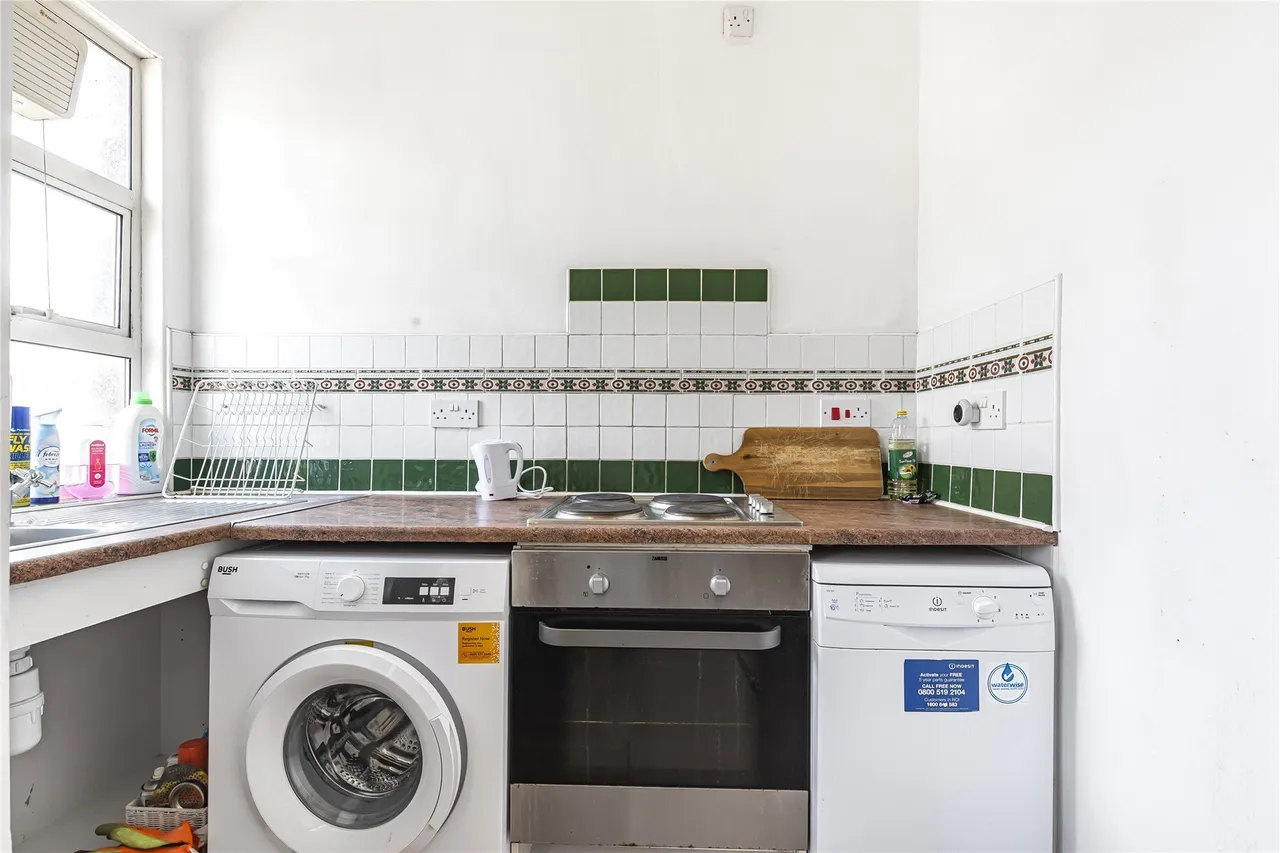 Mandrake Road, London, SW17, photo 8