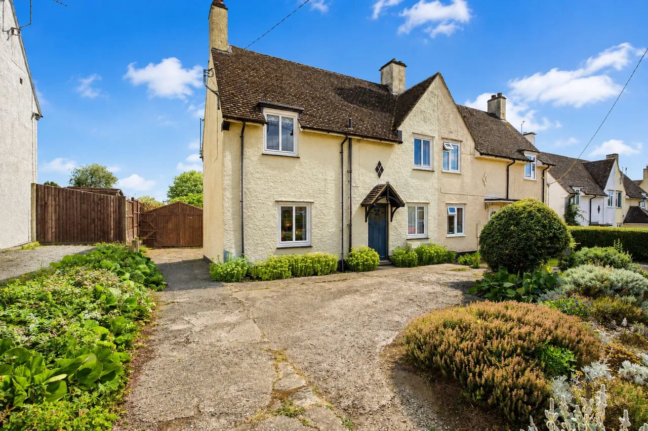 3 bed house for sale, Trowley Hill Road, Flamstead, AL3