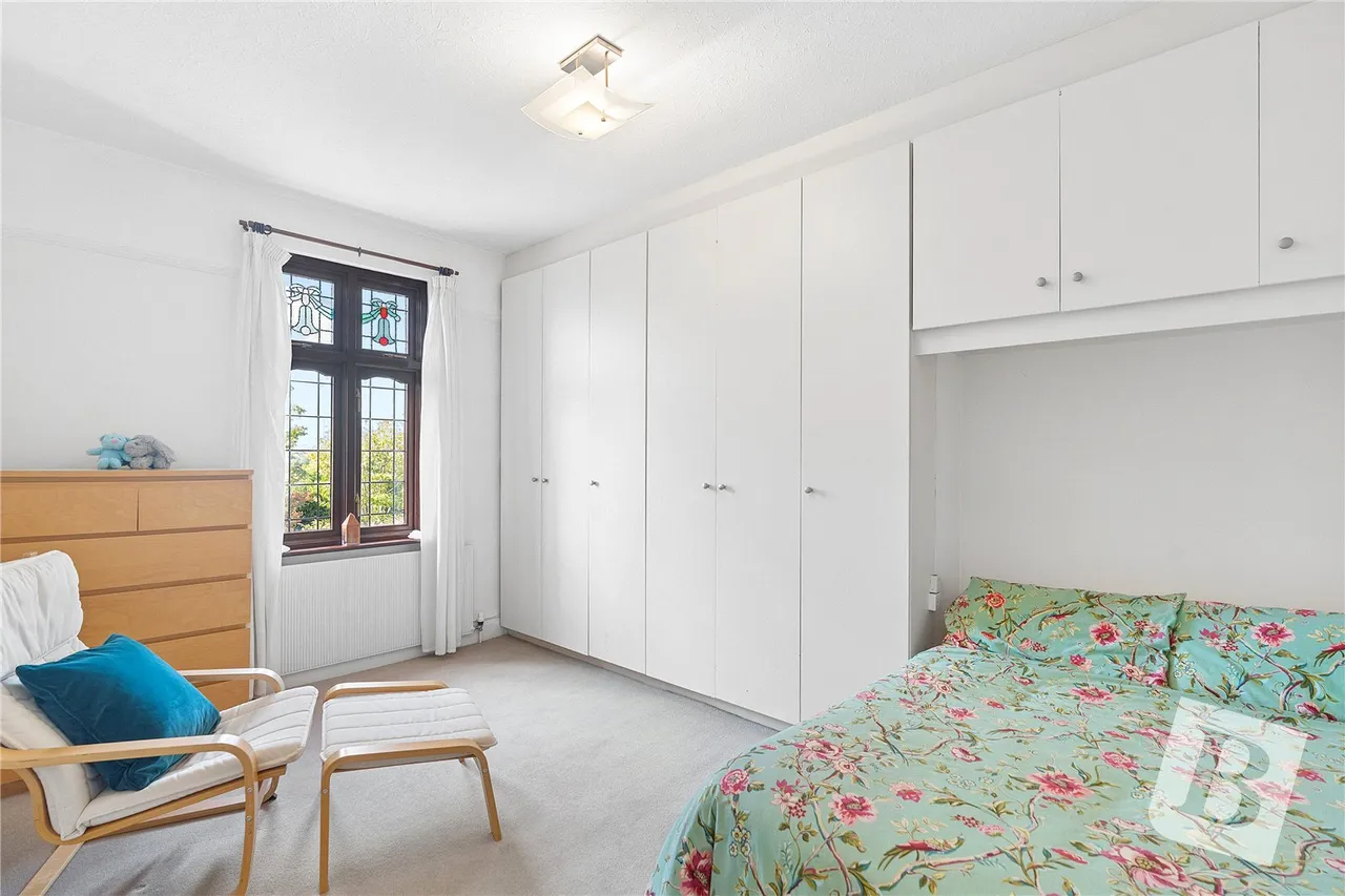 Engayne Gardens, Upminster, RM14, photo 21