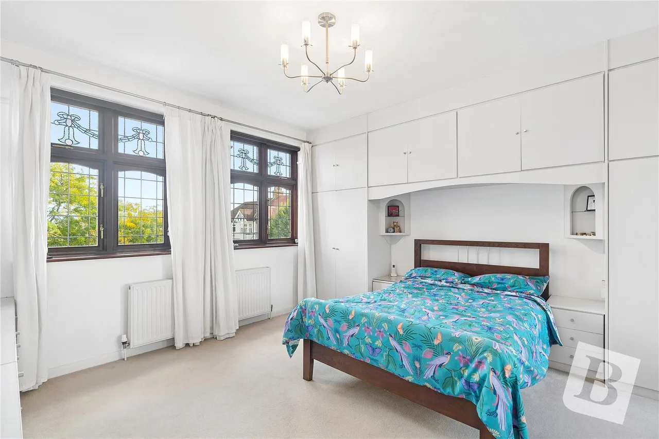 Engayne Gardens, Upminster, RM14, photo 18