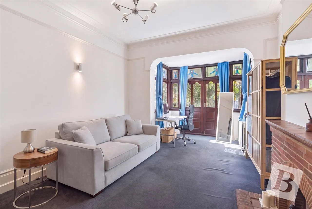 Engayne Gardens, Upminster, RM14, photo 7
