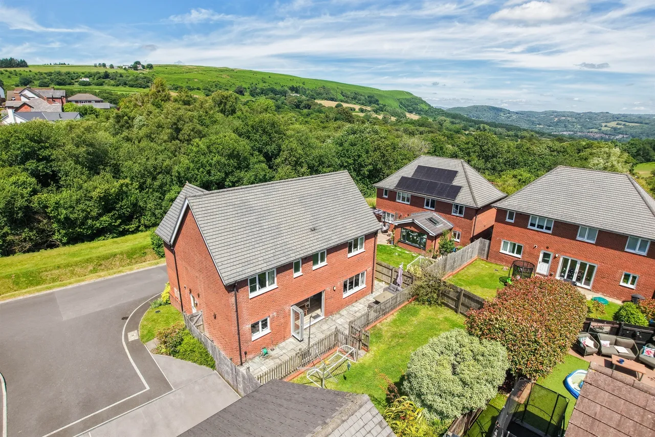 Clos Goch Cardiff, CF15, photo 21