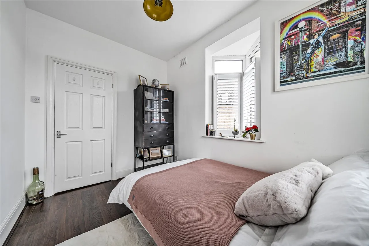 Chestnut Avenue, Hampton, TW12 2NU, photo 7