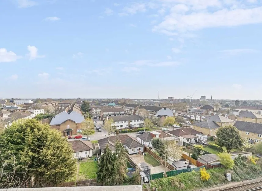 Clayponds Lane, Brentford, TW8, photo 8