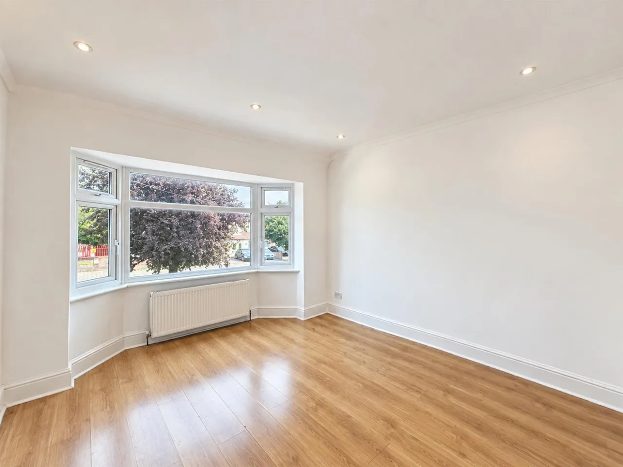 Semi-Detached To LetLady Margaret Road, Southall, UB1, photo 3