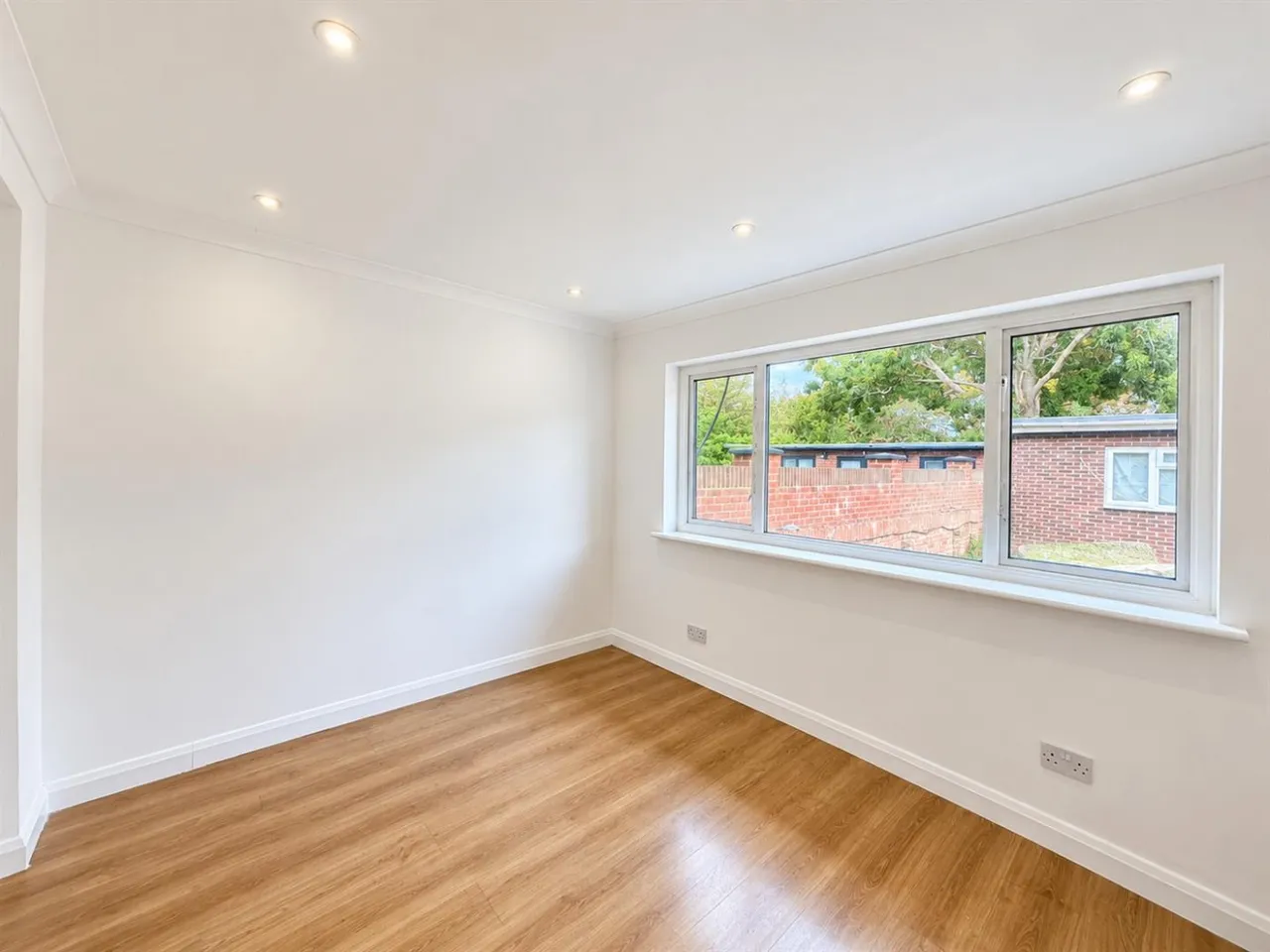 Semi-Detached To LetLady Margaret Road, Southall, UB1, photo 6