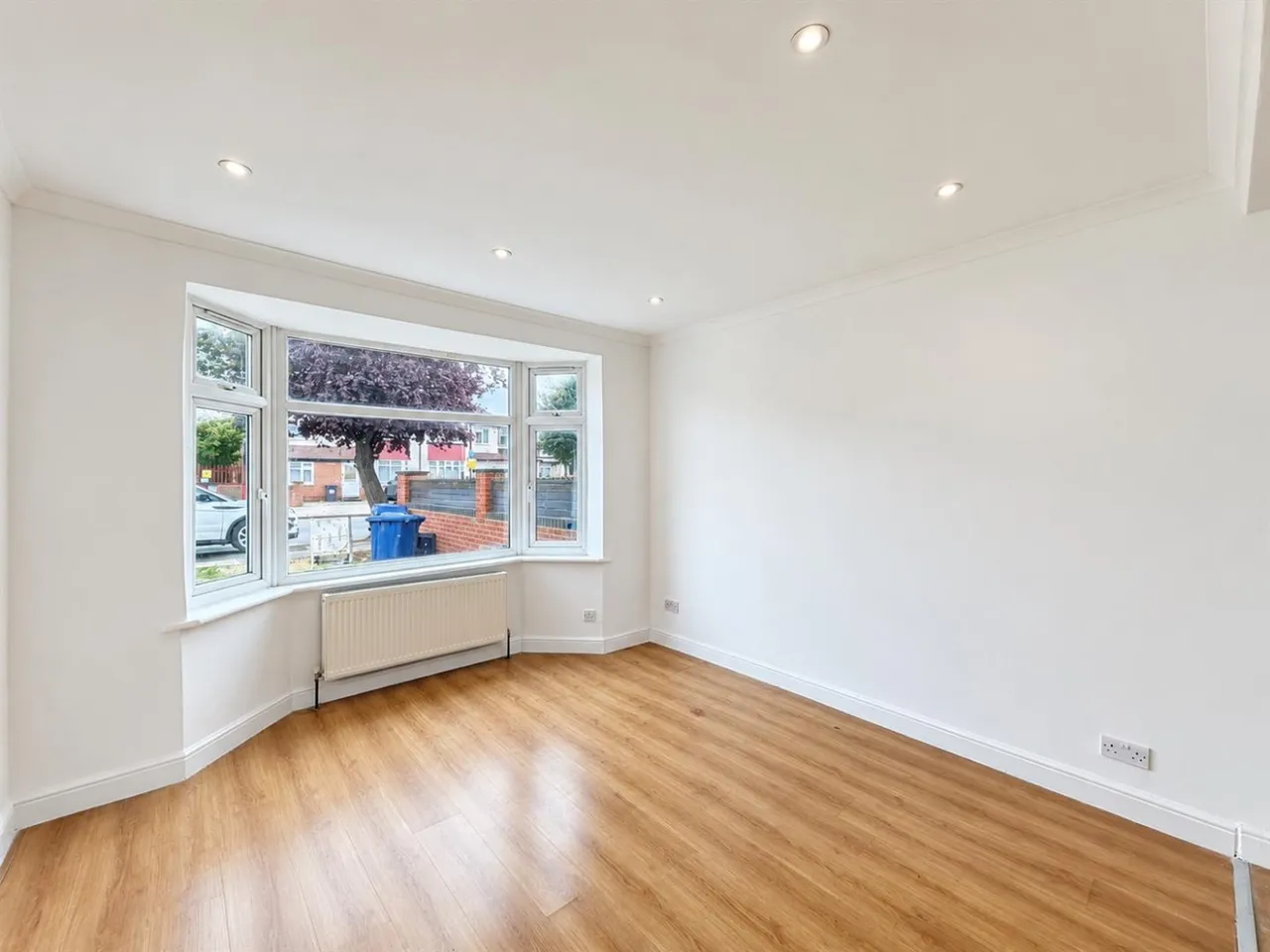 Semi-Detached To LetLady Margaret Road, Southall, UB1, photo 7