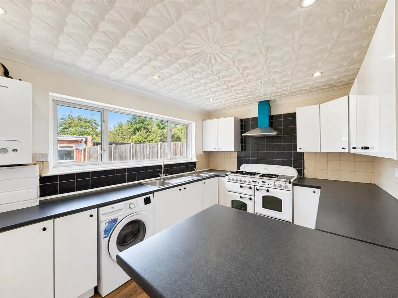 Semi-Detached To LetLady Margaret Road, Southall, UB1, photo 16