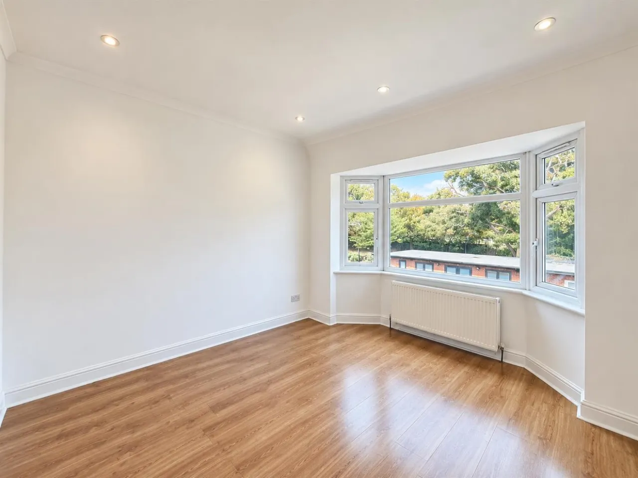 Semi-Detached To LetLady Margaret Road, Southall, UB1, photo 5