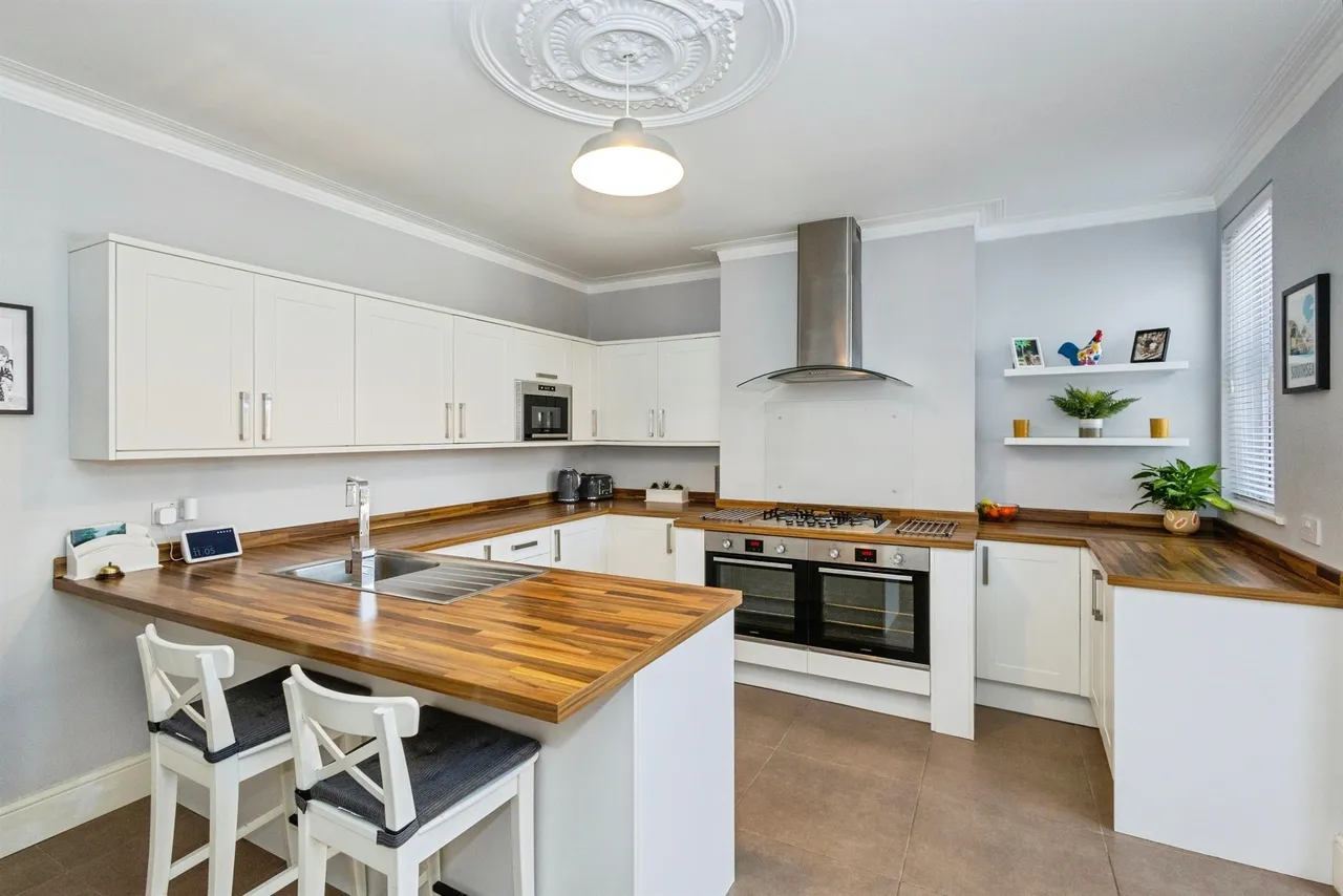 St Chads Avenue, Portsmouth, PO2, photo 6