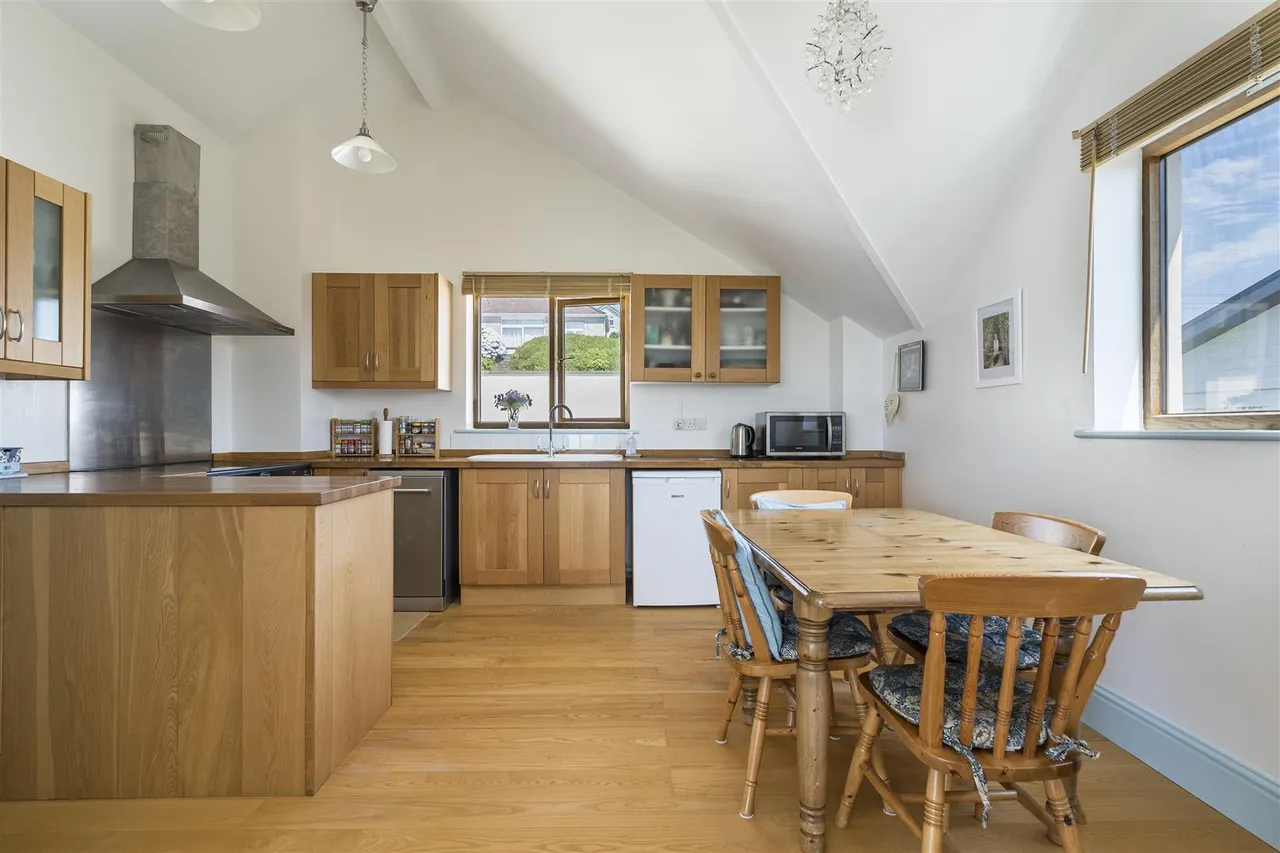 Eastcliff, Porthtowan, photo 4