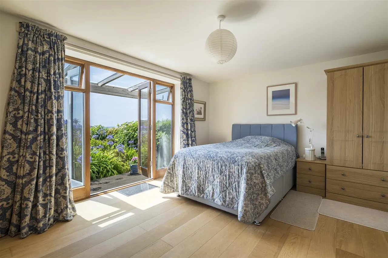 Eastcliff, Porthtowan, photo 7
