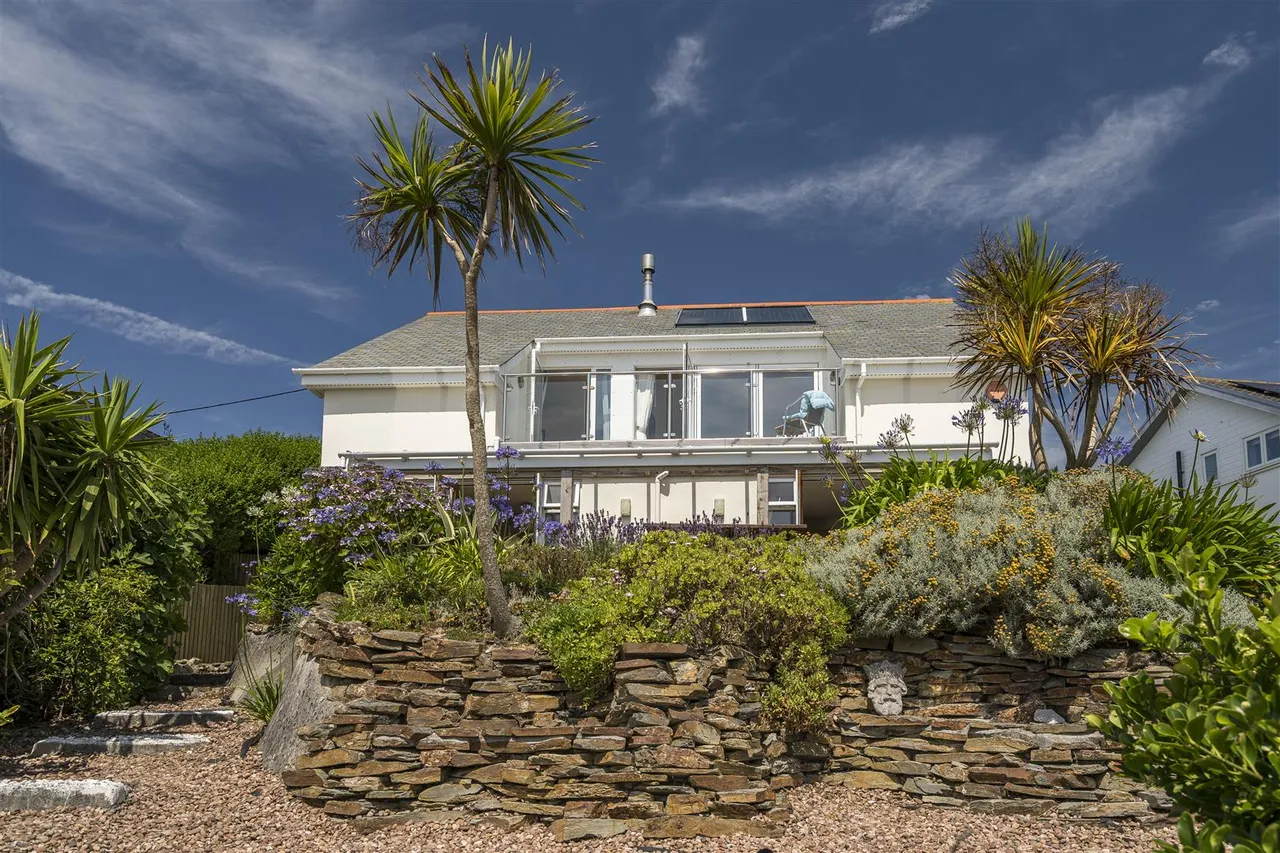 Eastcliff, Porthtowan, photo 15
