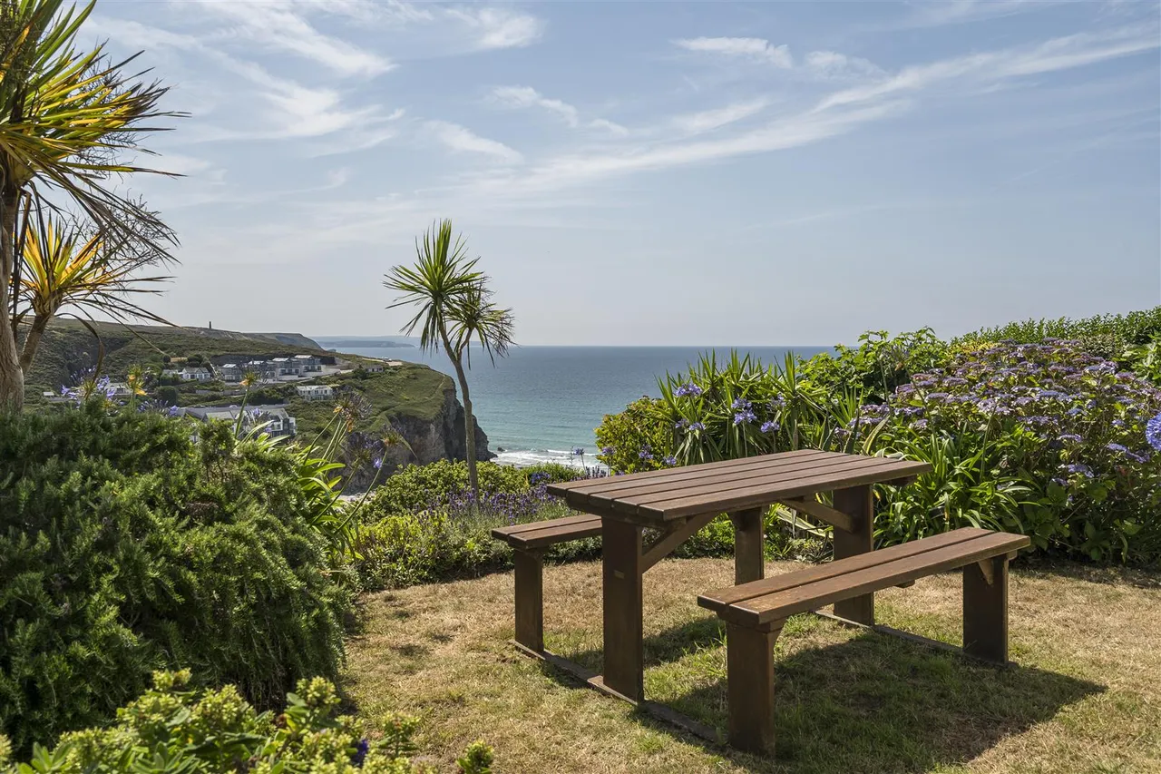 Eastcliff, Porthtowan, photo 11