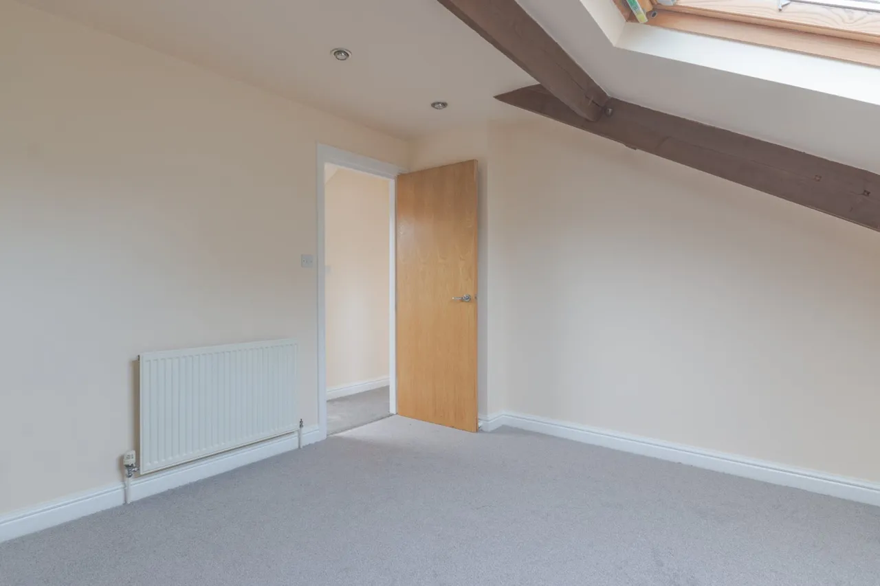 Ferrand Lane, Bingley, BD16, photo 8
