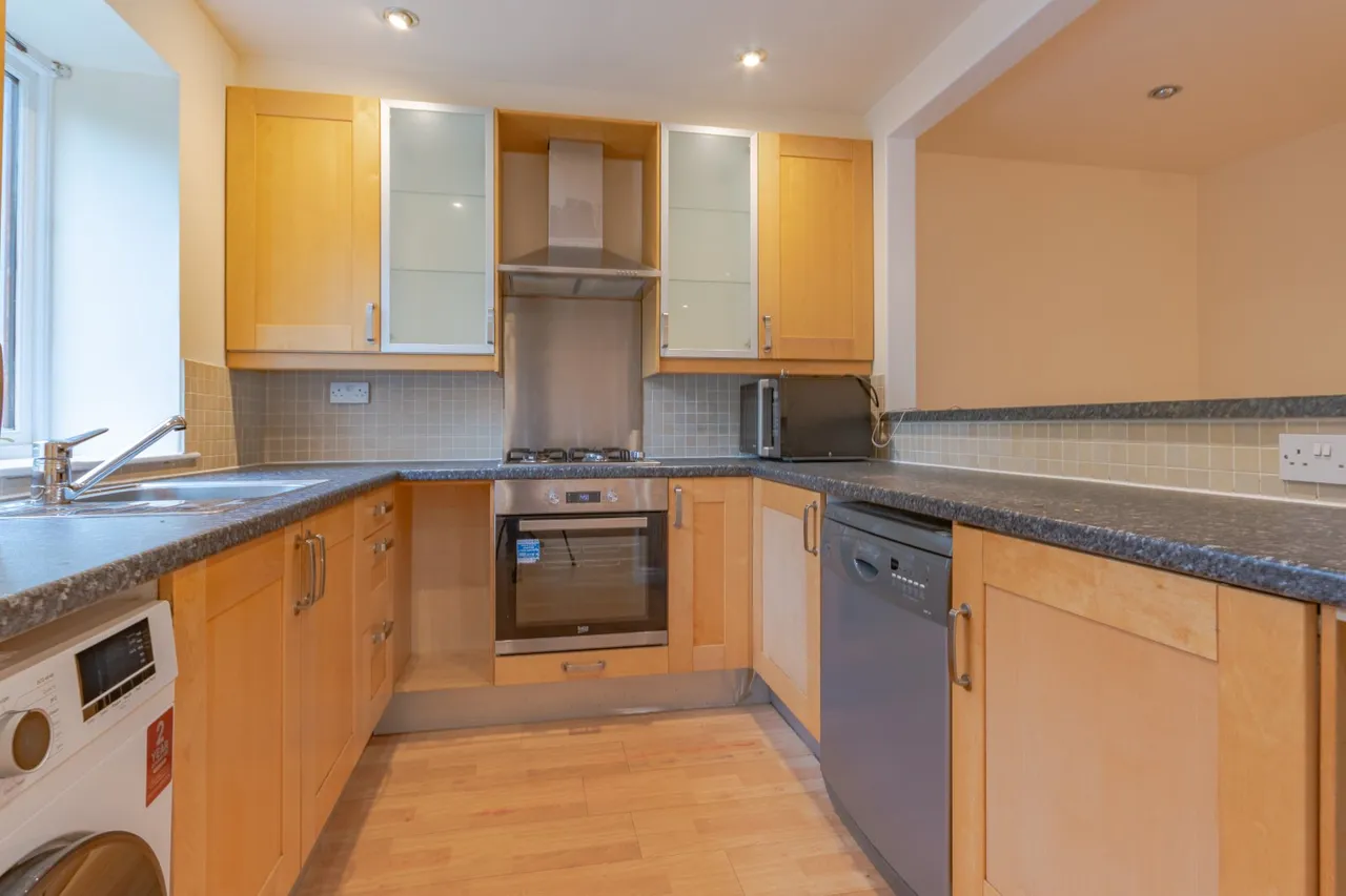 Ferrand Lane, Bingley, BD16, photo 5