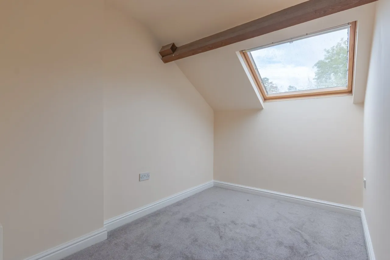 Ferrand Lane, Bingley, BD16, photo 9