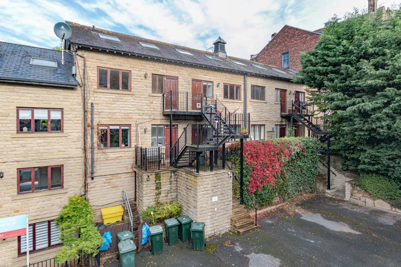 Ferrand Lane, Bingley, BD16, photo 12