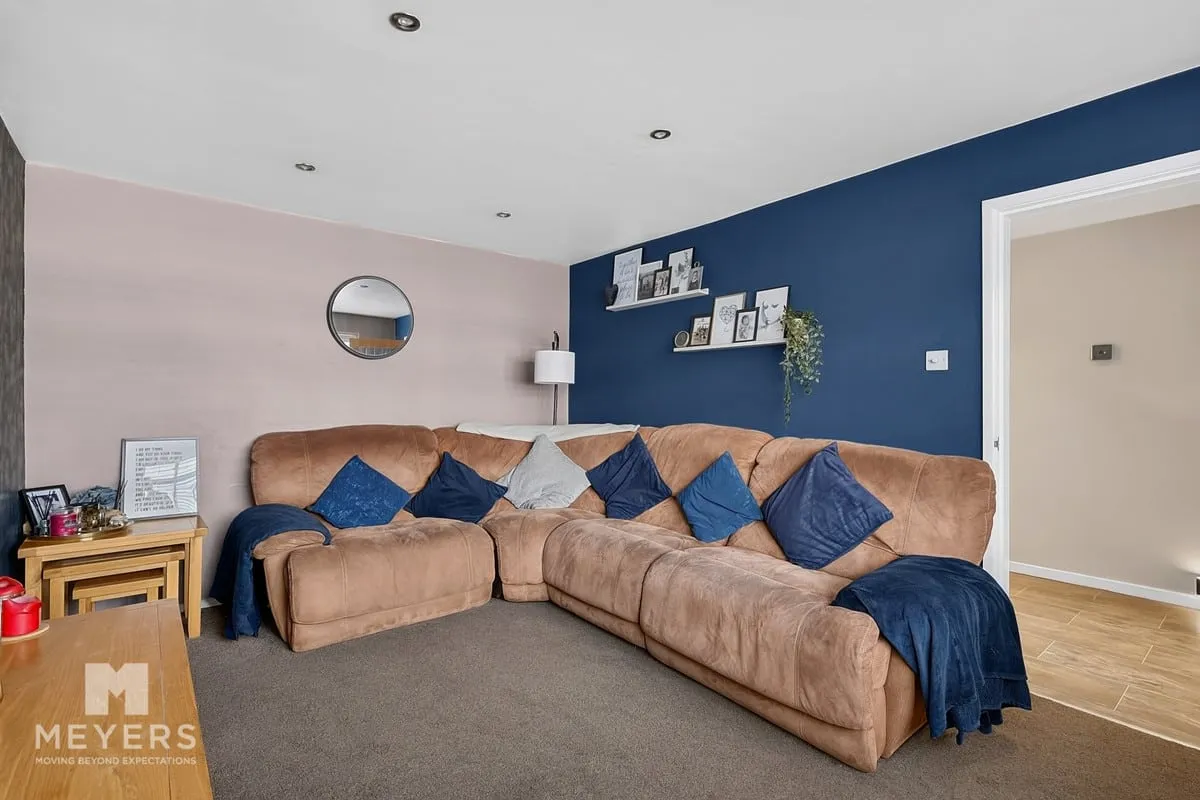Bronte Avenue, Christchurch, BH23, photo 6