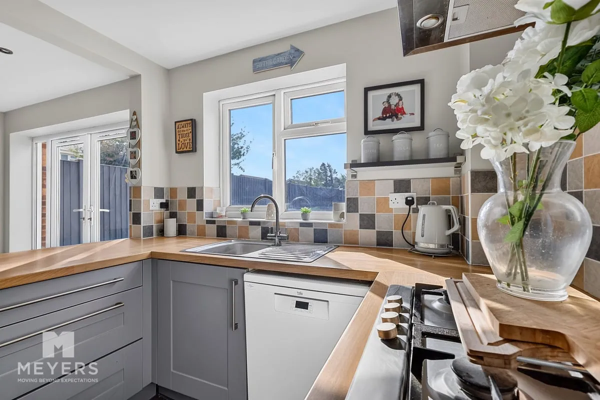 Bronte Avenue, Christchurch, BH23, photo 17