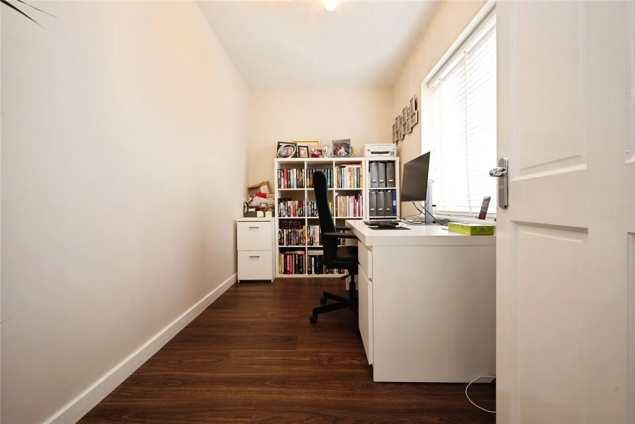 Theedway, Leighton Buzzard, Bedfordshire, LU7, photo 12