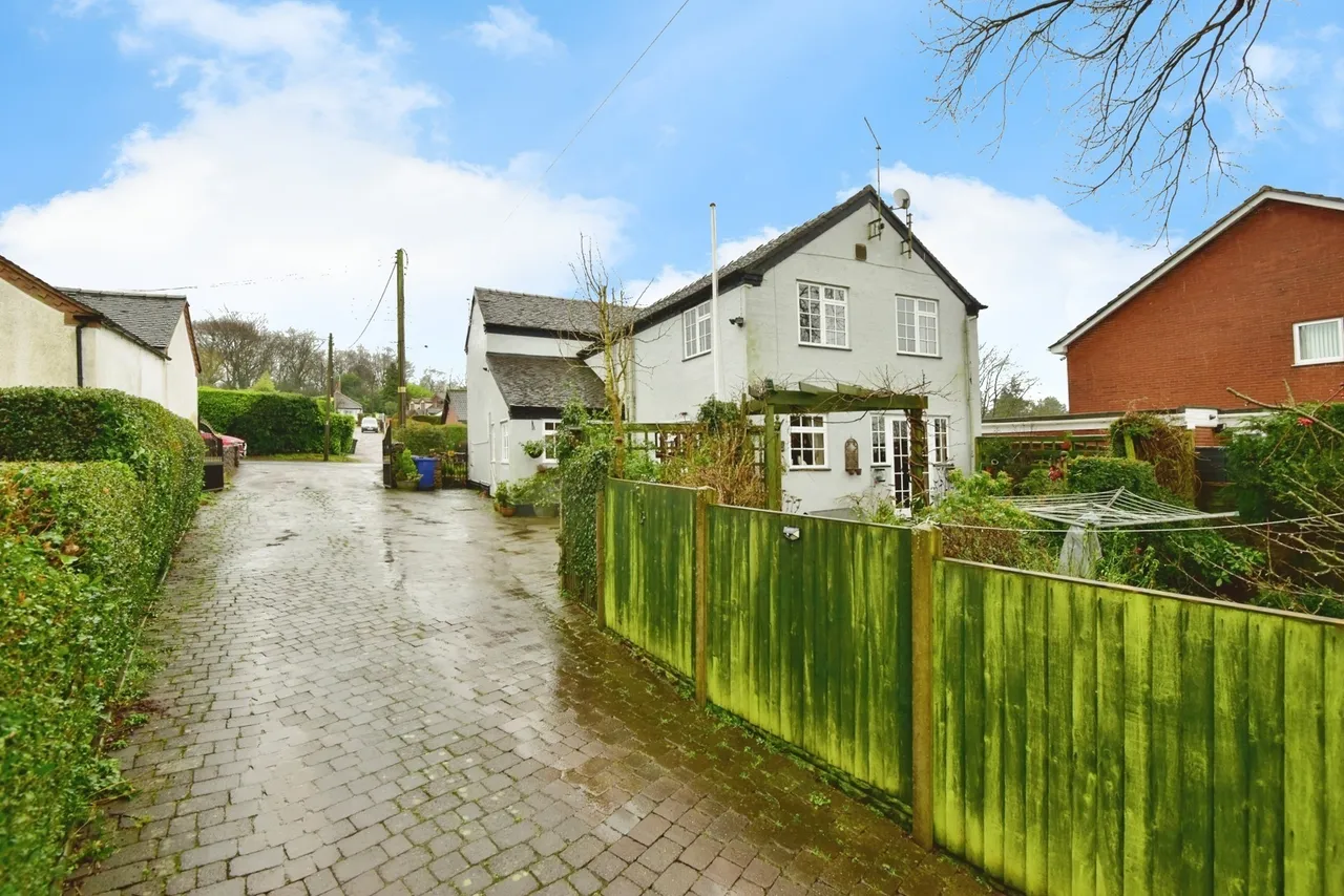 Newcastle Road, Loggerheads, Market Drayton, Staffordshire, TF9, photo 23