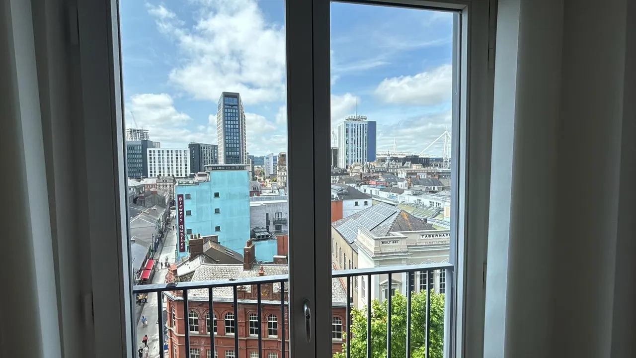 The Hayes, Cardiff City Centre, CF10, photo 2