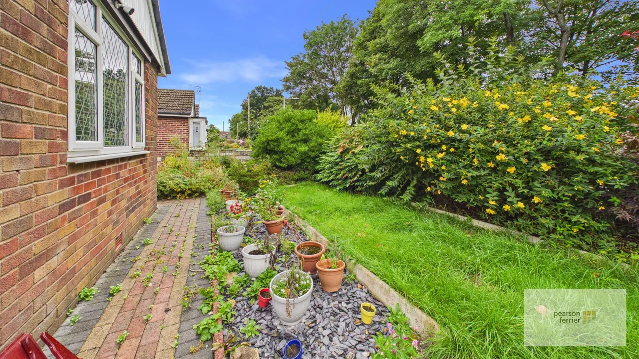 Milner Avenue, Bury, BL9 6NG, photo 13