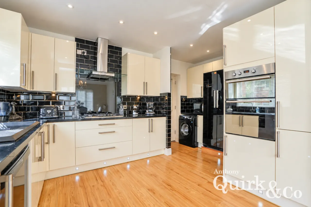 Magnolia Close, Canvey Island, SS8, photo 8