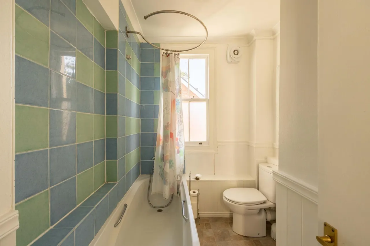 Enborne Road, Newbury, RG14, photo 7