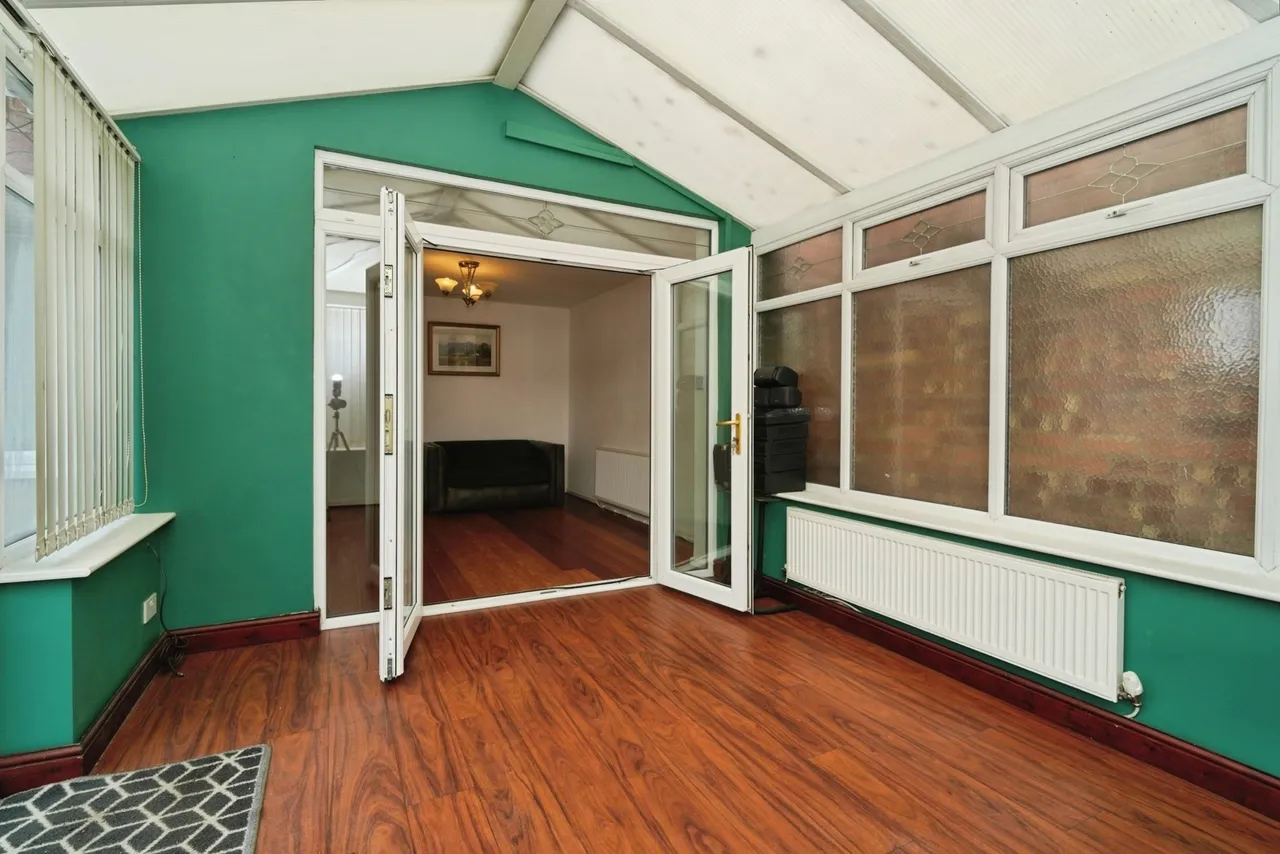 Partington Lane, Swinton, M27, photo 5